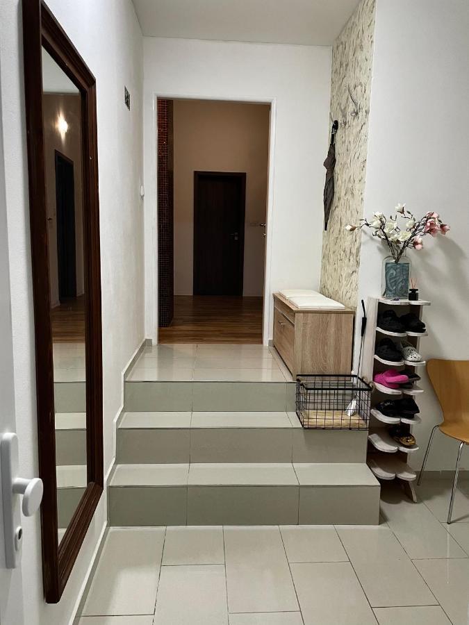 Apartman Az Pro 8 Osob Humpolec Dış mekan fotoğraf
