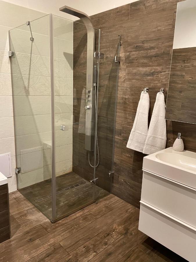 Apartman Az Pro 8 Osob Humpolec Dış mekan fotoğraf